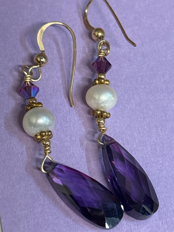 14K Gold Filled Dangle Sheppard Hook Earrings Amestyst Pearl AB Purple Bead Stamped