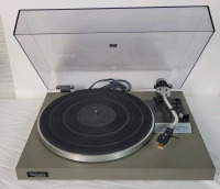 Vintage 1970s Technics SL-20 Belt Drive F-G Servo Player Turntable . Tested , Has Power , Platter Will Not Turn (belt present)