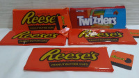 5 New Candy Pencil Cases 4 reese's Peanut Butter Cups and 1 Tizzlers 8x3"