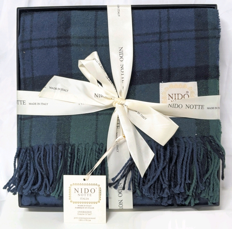 New Nido Notte Italia Handmade Fringed Tartan Oversized Throw Made in Italy 51" x 67"