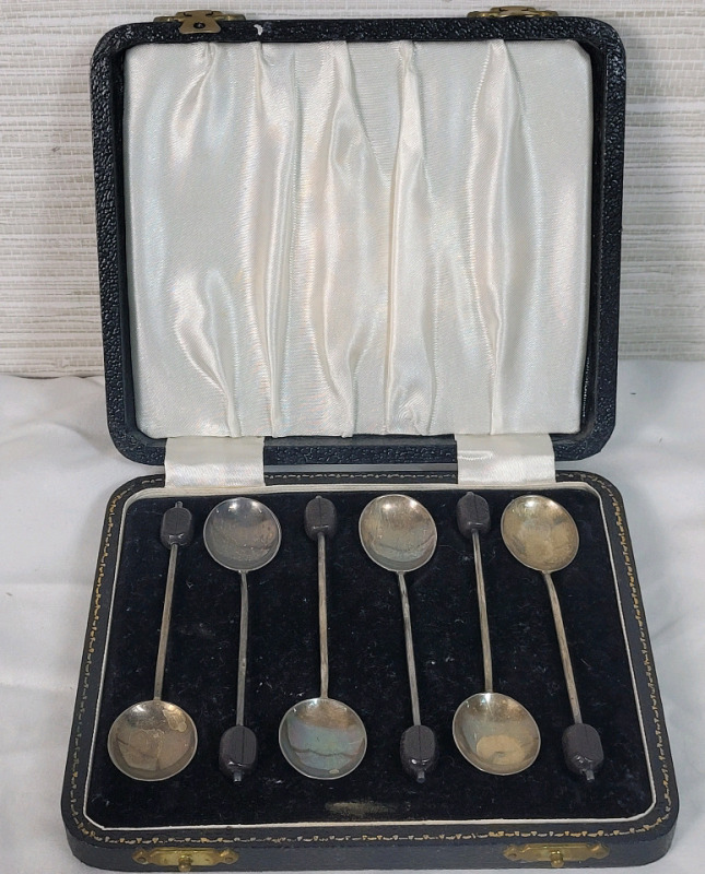 1958 Sterling Silver Arthur Price & Co. Birmingham Tea Spoons with Case , Set of 6