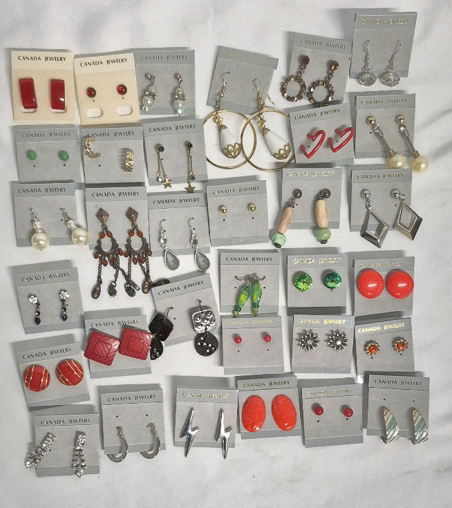 33 Pierced Earrings For The Holiday Season