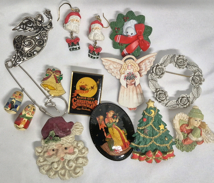 Great Christmas Jewelry - Brooches, Pins, & Earrings