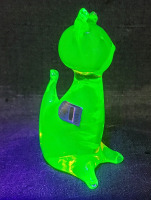 Vintage MURANO Uranium Glass Cat . Measures 3 3/4" tall . No chips or cracks
