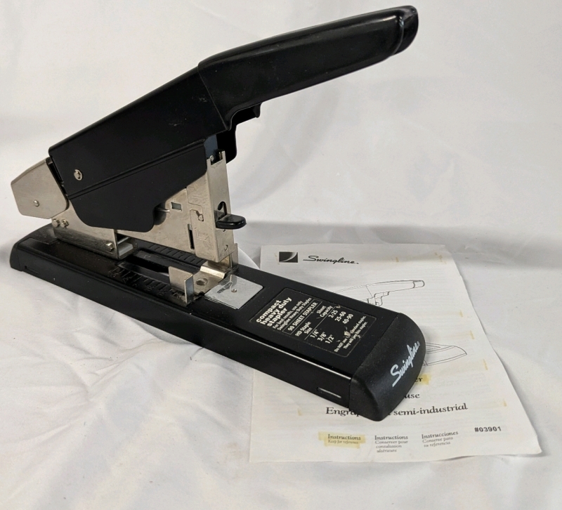 Swingline Compact Heavy Duty Stapler. Staples up to 90 Sheets. 12" Long.