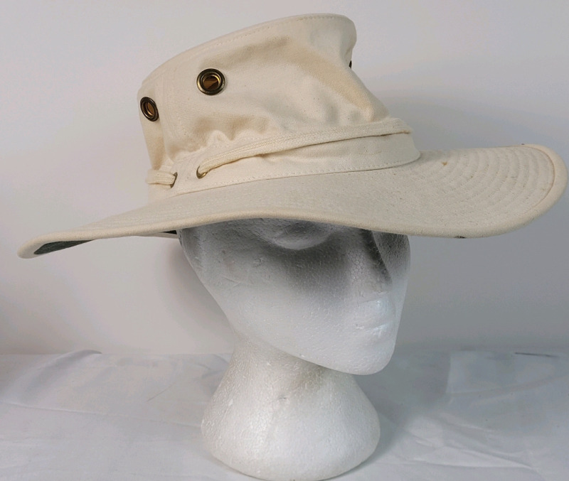 Original Tilley Hat , One Size Fits All . Some Marks on Hat , would benefit from cleaning before use