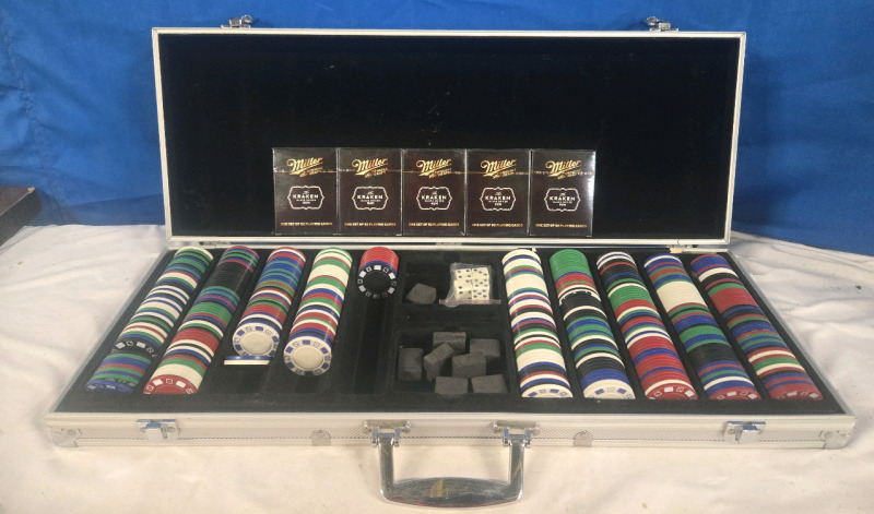 Poker Chips in Carry Case & 5 New Miller Draft / Kraken Rum Playing Cards