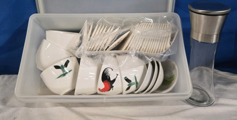 6 Ceramic Tea Cups & 4 Saucers, 10+ Oolong Tea Bags, 11.5" x 7" x 3" Tupperware Container, & Single Glass 7.5" Tall Salt & Pepper Grinder