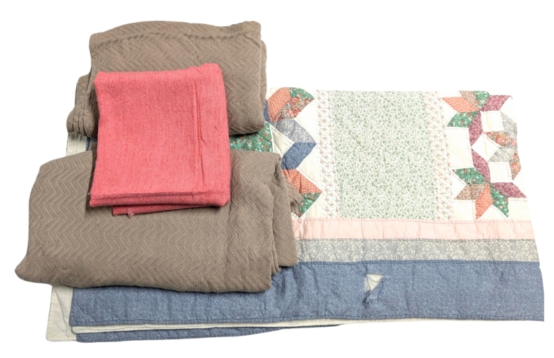 As-Is Vintage Quilt, 2 100% Cotton Woven Herringbone Blankets & Pink Unhemmed Fabric | Quilt 82" x 82"