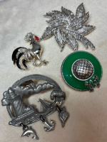 Vintage Brooches Enamel Rooster Sarah Cov LCD Sailing Rhinestone Green Sun Hat
