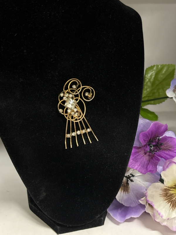 Vintage Comet Rhinestone Brooch Hard to Find DALE Montreal