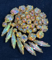 1920s Signed Designer Beau Geste AB Swirled Rhinestone Brooch