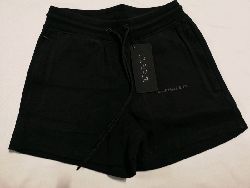 New ALPHALETE Women's sz Small Essential Core Shorts (Blackout)