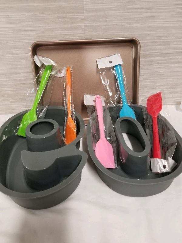 New baking lot pans and spatulas