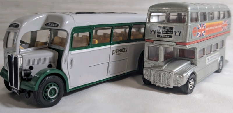 Corgi Diecast Bus Lot Of Corgi AEC Regal Coach & Corgi London Routemaster Double-Decker