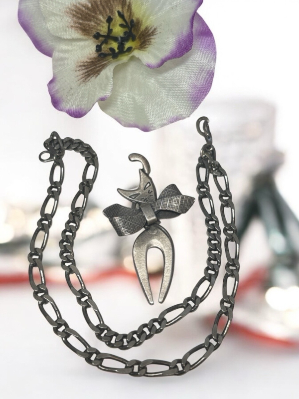 Sterling Silver Cat Brooch Large Bow Collar Double Strand Bracelet