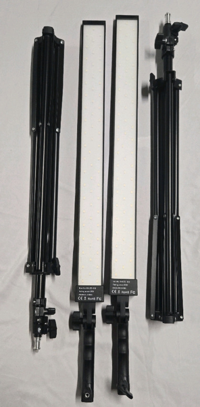 2 New | Long Plate Light Shooting Sets | Includes ( 2 ) Long Broad Lights & 2M Light Stand