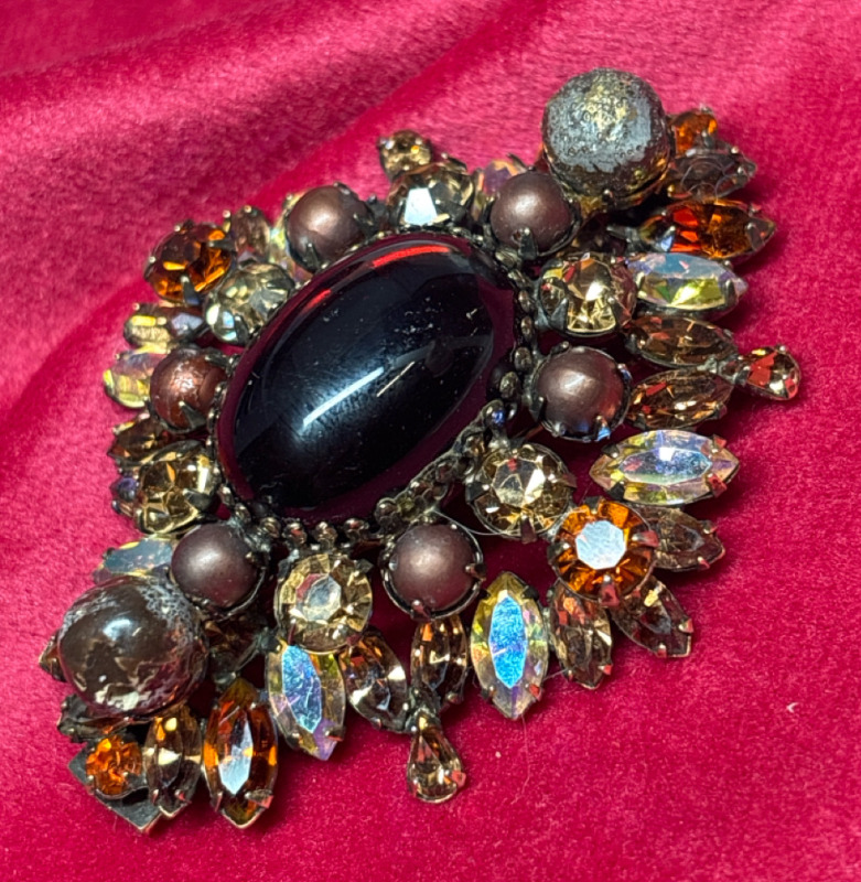 Vintage LeC Le Couturier Marcel Boucher Aurora Borealis Brooch<br/>With Unusual Centre Oval Red Cab