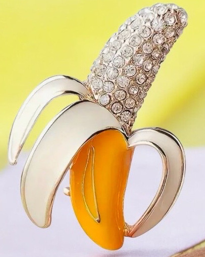Vibrant Banana Charm Brooch - Sparkling Rhinestone