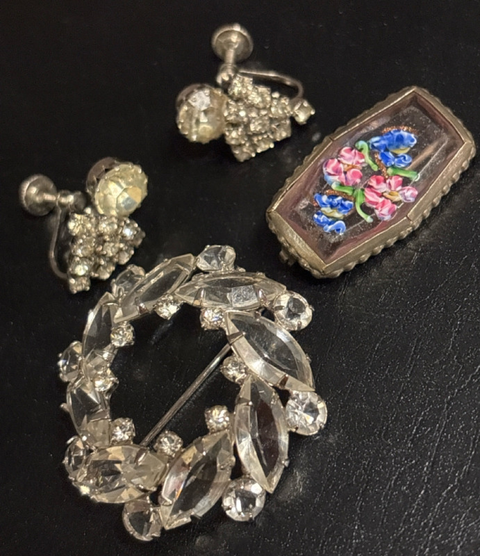 Czech Hand Painted Lampwork Glass Brooch Continental Earrings Fabulous Brilliant Wreath Brooch Vintage