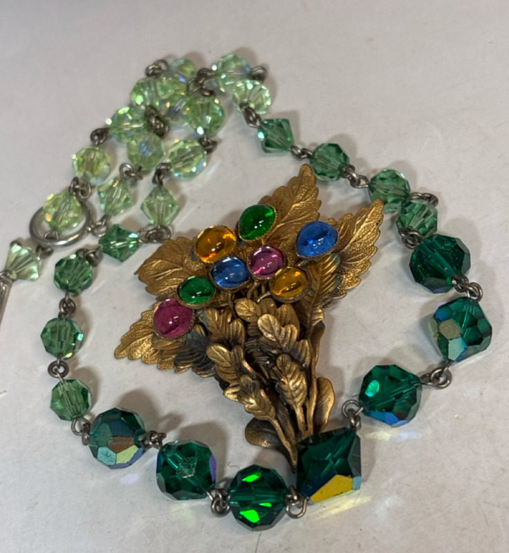Sterling Silver 925 Ombr&eacute; Green Emerald Peridot Cut Crystal Magifique Toggle Necklace Vintage Cab Multi Stone Scarf Clip