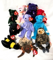 10 Vintage TY BEANIE BABIES with Tags (Includes "Princess" bear)