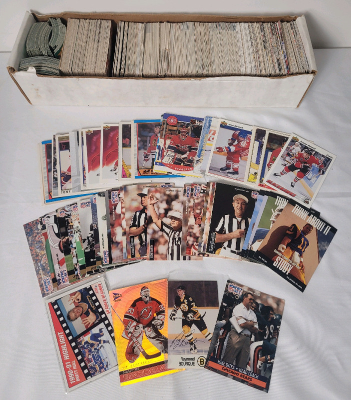 NHL Hockey & NFL Football Trading Card Singles in Long Box