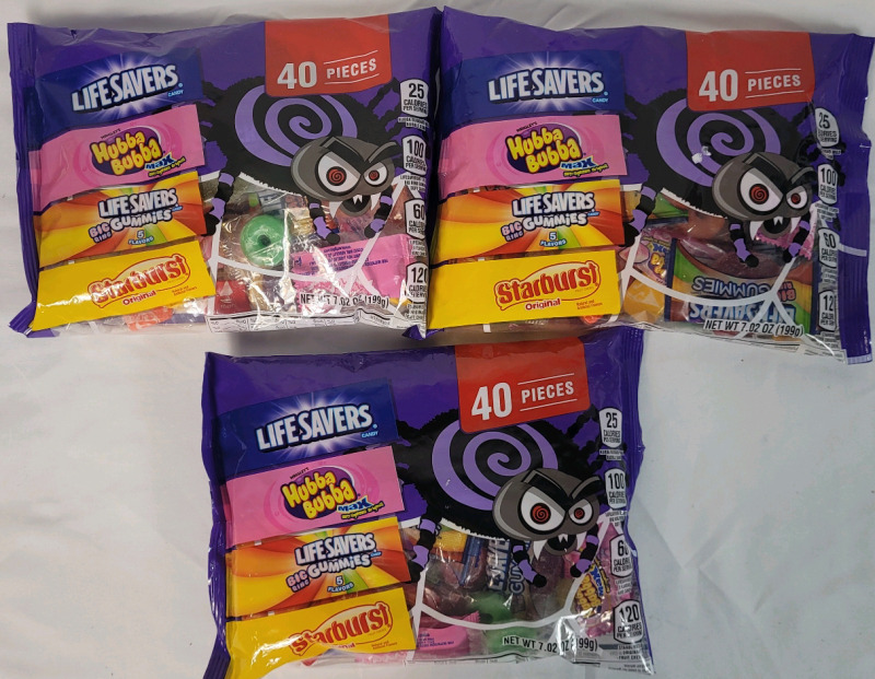 3 New Packs Mixed Lifesavers , Starburst & Hubba Bubba Candy . 40pcs. Per Pack . Best Before 02/20/2025