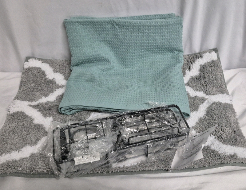 New Bathroom Lot - Gilden Tree Bath Sheet, Bath Mat & Shower Caddy