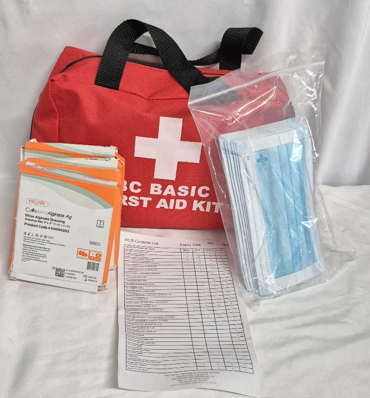 New Basic First Aid Kit & 15 Silver Alginate Dressings 2x2"