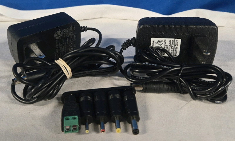 2 New | AC / DC Adapters | Interchangeable Adapter Heads