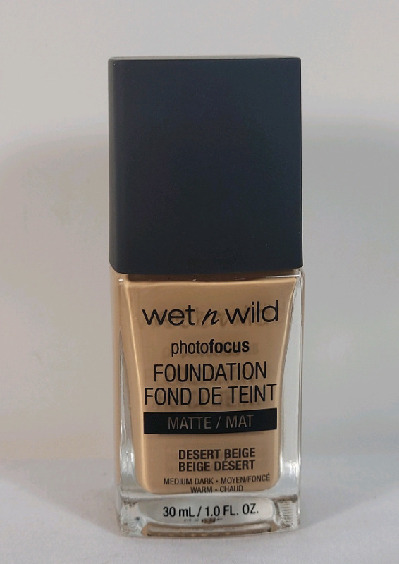 New - Wet ń Wild Photofocus Desert Beige Foundation , 30ml Bottle .