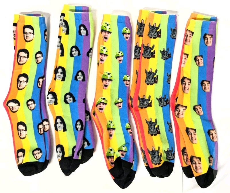 5 New Pairs of Rainbow Socks with Random People's Faces (???) On Them | One Size Fits Most