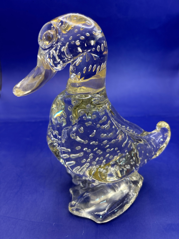 Spectacular Murano Glass Duck Controlled Bubbles Signed Italy Approximately 7 Inches