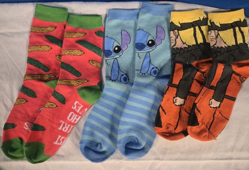 3 New Pairs | Of Socks " I'm Just A Girl Who Likes Pickles" Stich & Naruto