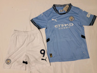 New - Manchester City FC Football Club Erling Haaland Home Kit , Child Size 26 (6-8yrs) .