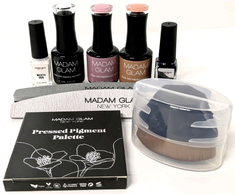 New MADAM GLAM New York | 3 Soak-Off Bases, White & Black Ink, Pressed Pigment Palette, 2 Emery Boardsc(100/150 & 150/180) & Nail Dust Brush | Over $75 USD Retail Value!