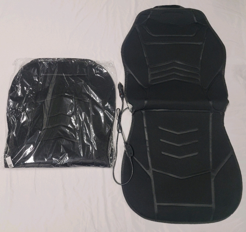 New - Pair (2) Heated Car Seat Cushions w/Automobile Auxiliary Power Outlet Plug