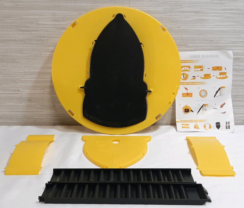 New Garbage Lid Mouse Trap, with User Manual (12" in Diameter)