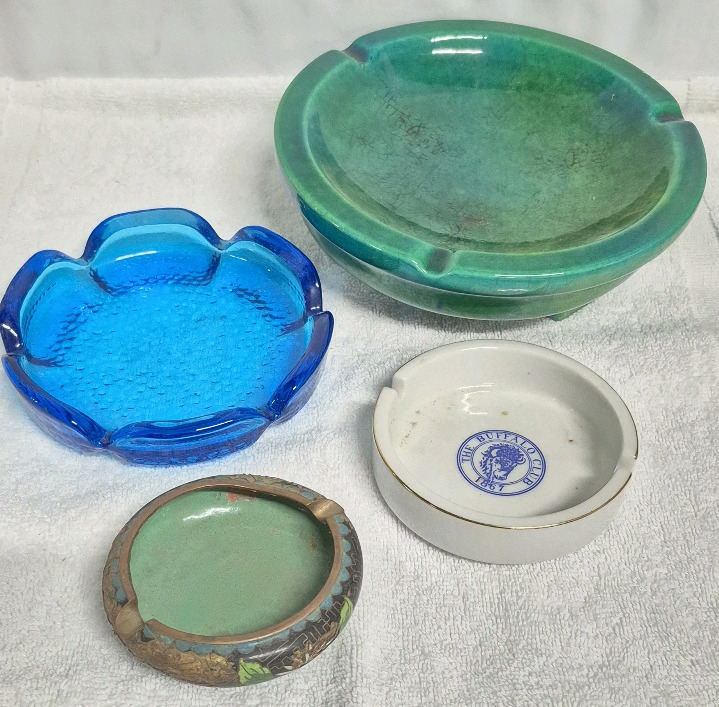 4 Vintage Ceramic/Metal/Glass Ashtrays - Italy