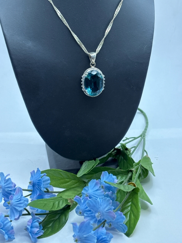 925 Sterling Vivah Faceted Large London Blue Color Stone 26 Inch Twisted Vivah 925 Sterling Chain