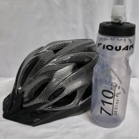 New Adult Bicycle Helmet sz Large & New Water Bottle 710mL