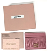 Wow! New MIU MIU Matelassé Nappa Leather Card Holder | Retails for €400 ($593.55 CAD!!!)