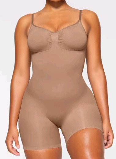 New | Skims Womens Mid Thigh Bodysuit Size:L | * Retails For $124 *