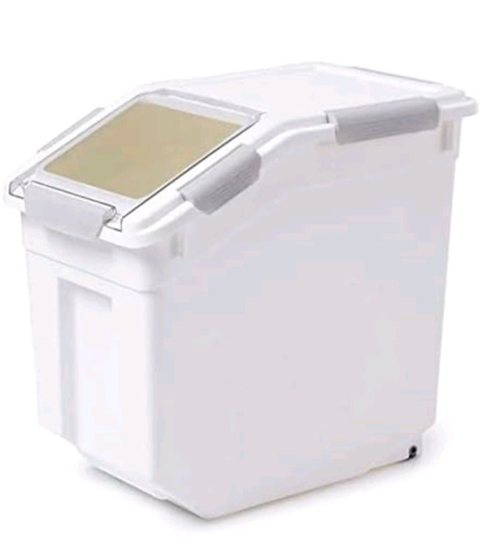 New | Plasitic Dry food storage container With Lid | Measures 13" x 7.5" x 13.5"