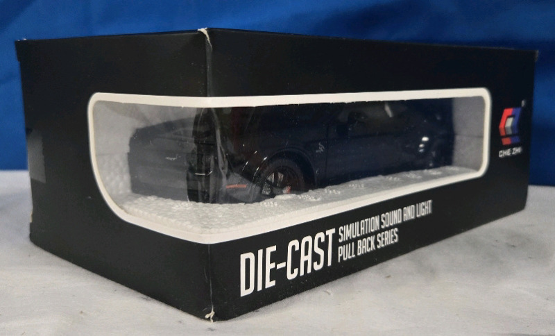 New | CHE ZHI Die-Cast Model Dodge Challenger SRT | Box Measures 9.5" x 5" x 3.5"