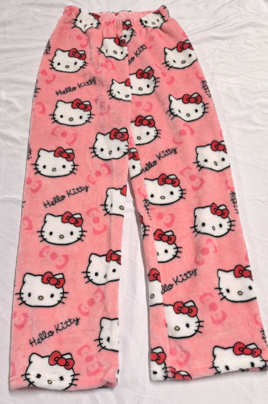 New Youth XL Hello Kitty Fleece Pants