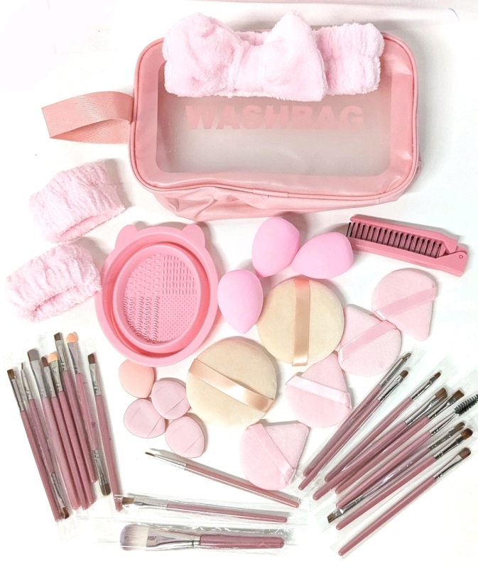 New Makeup Brushes, Sponges, Silicone Brush Cleaner Bowl, Brush, Hair Bow & Wrist Cuffs + Washbag