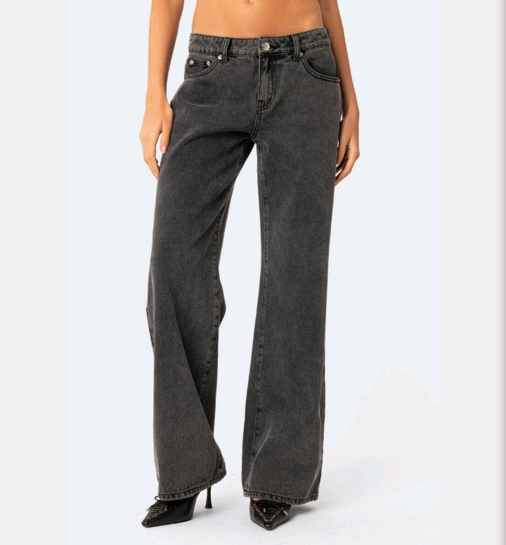 New Size: Extra Small | Edikted Womens Raelynn Washed Low Rise Jeans Color: Black Washed | * Retails For $60 *