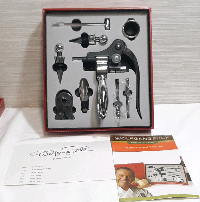New Wolfgang Puck 10 Piece Wine Set
